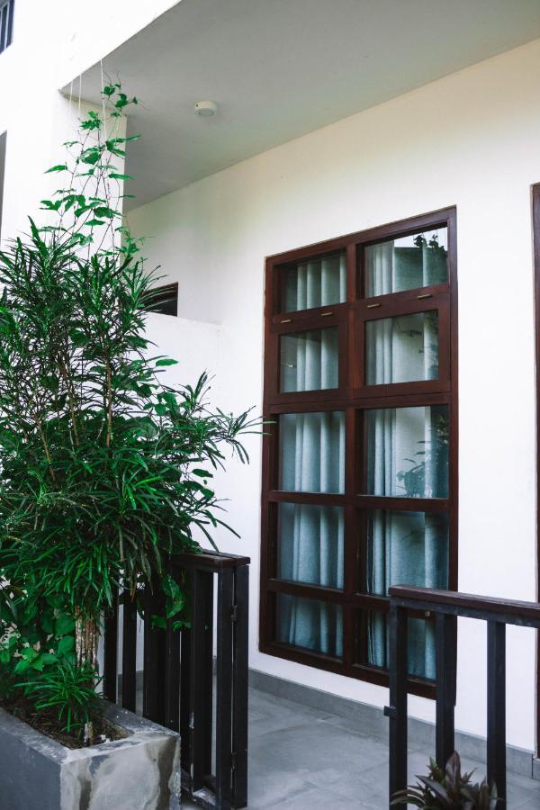 Uralsurf House Hotel เวลิกามา ภายนอก รูปภาพ