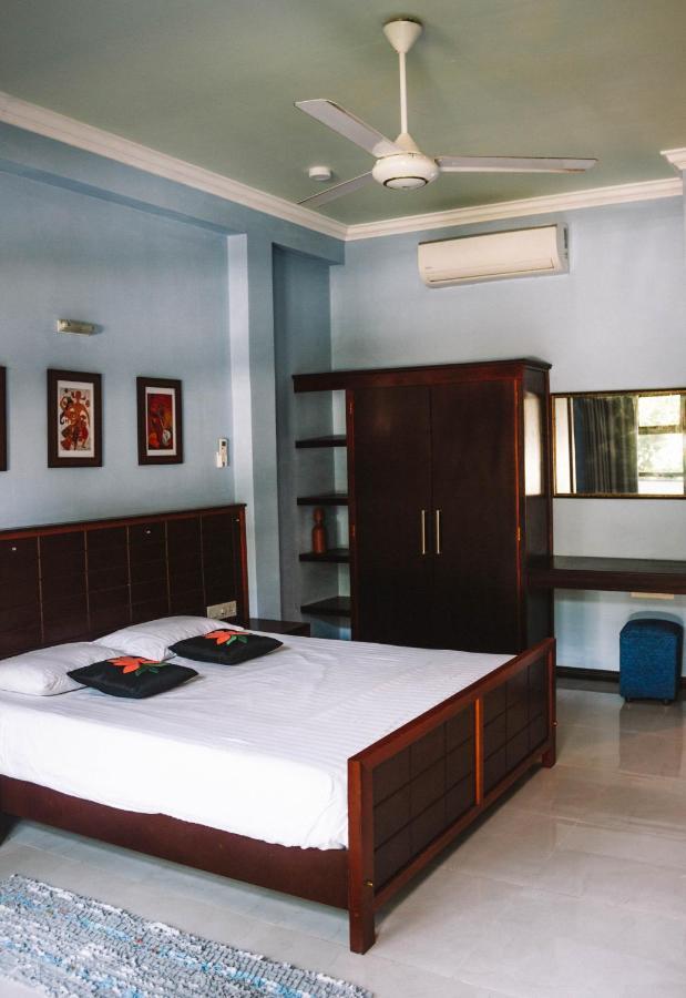 Uralsurf House Hotel เวลิกามา ภายนอก รูปภาพ