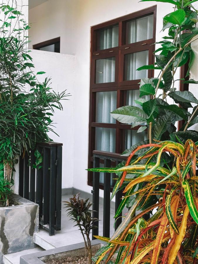 Uralsurf House Hotel เวลิกามา ภายนอก รูปภาพ