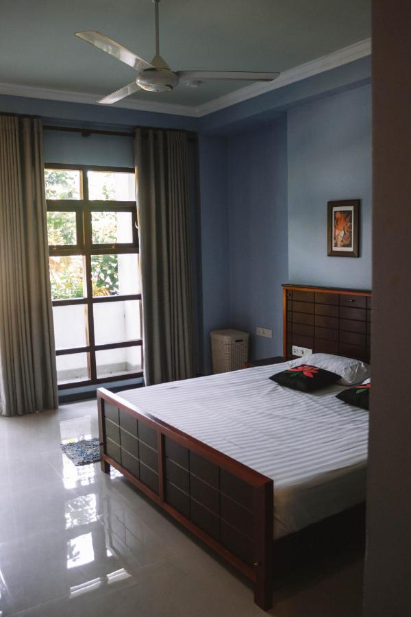 Uralsurf House Hotel เวลิกามา ภายนอก รูปภาพ