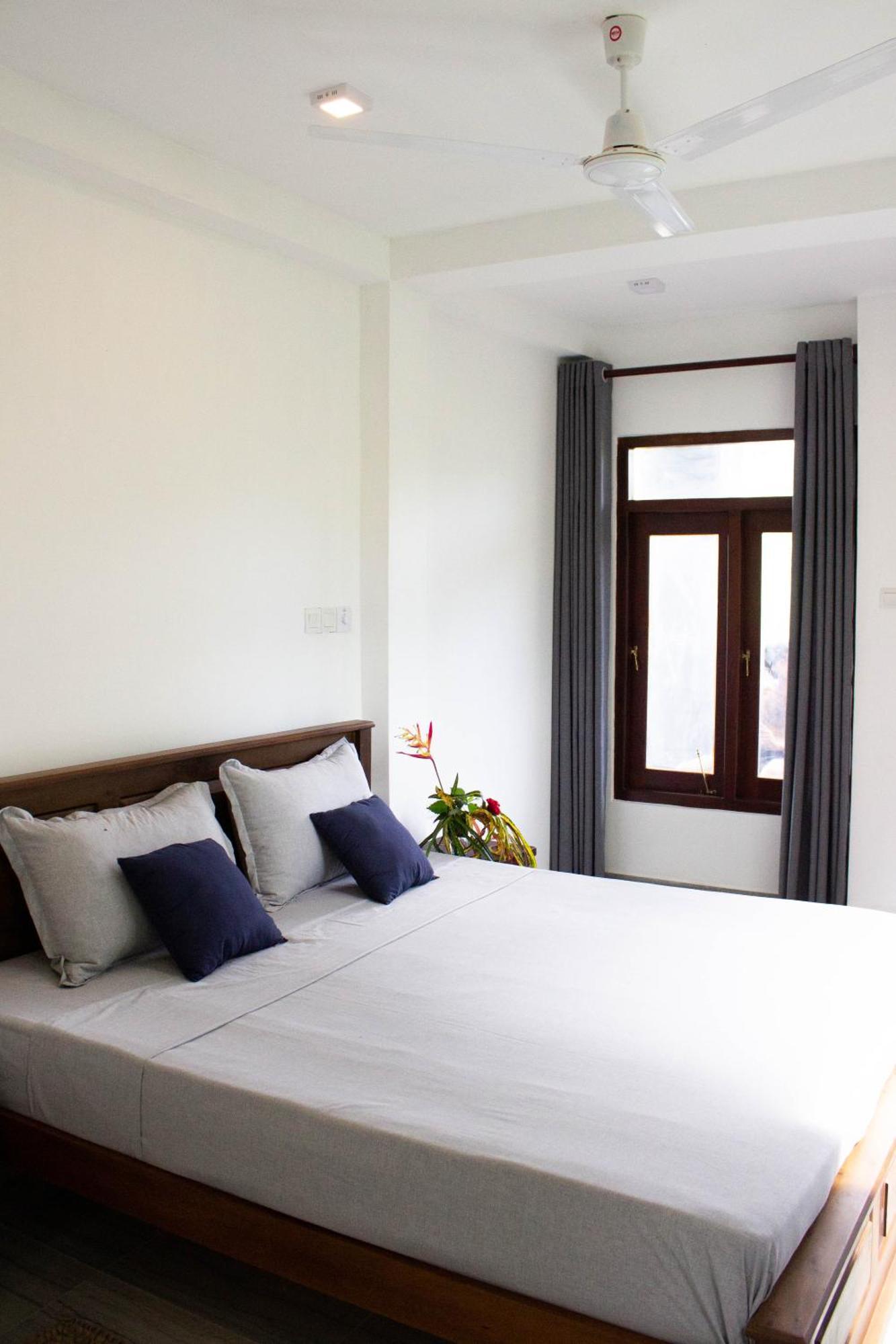 Uralsurf House Hotel เวลิกามา ภายนอก รูปภาพ