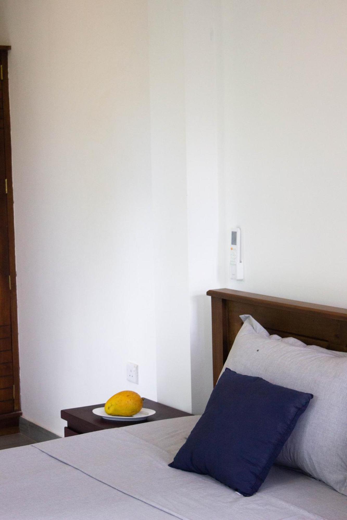 Uralsurf House Hotel เวลิกามา ภายนอก รูปภาพ