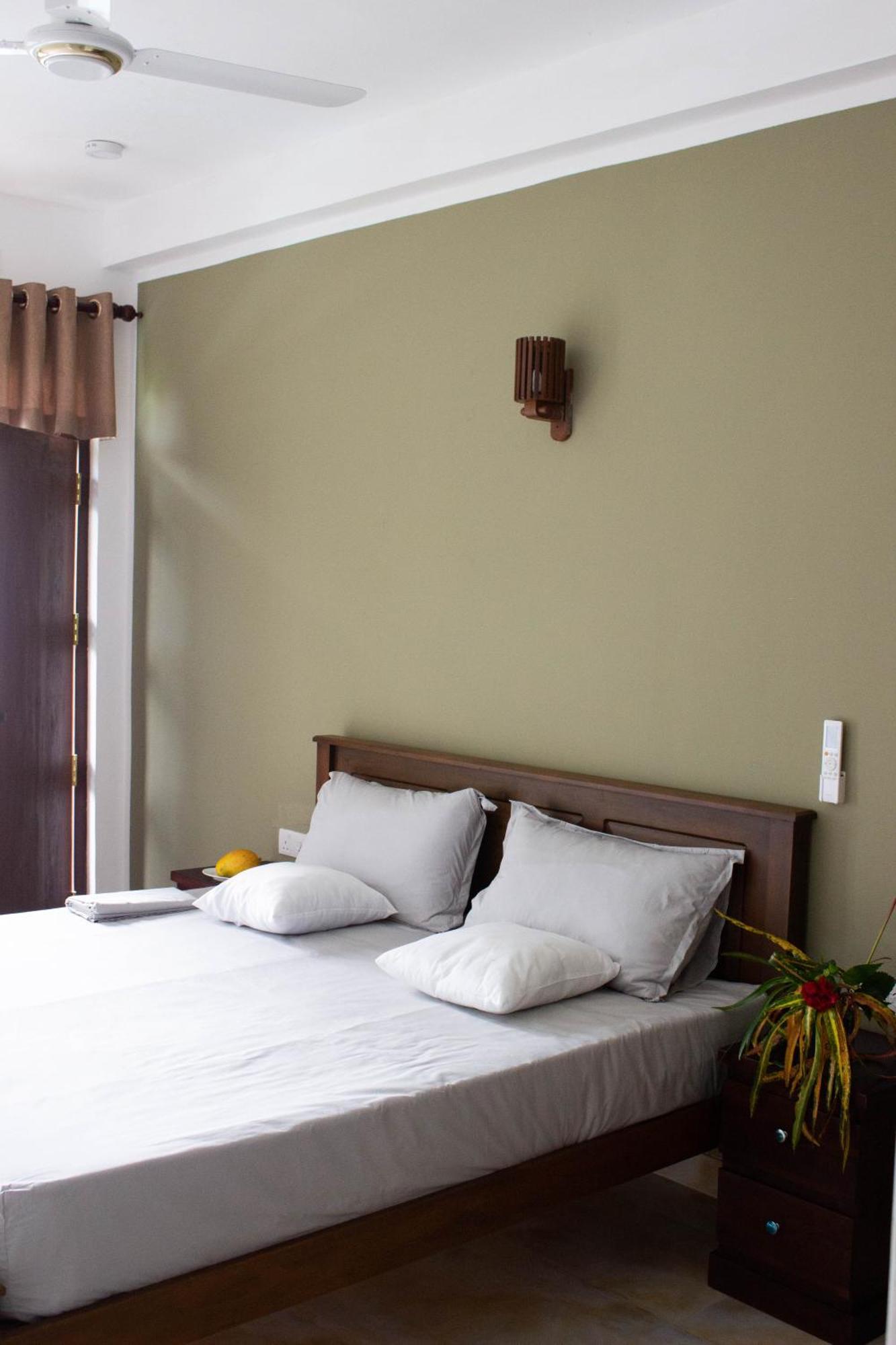 Uralsurf House Hotel เวลิกามา ภายนอก รูปภาพ
