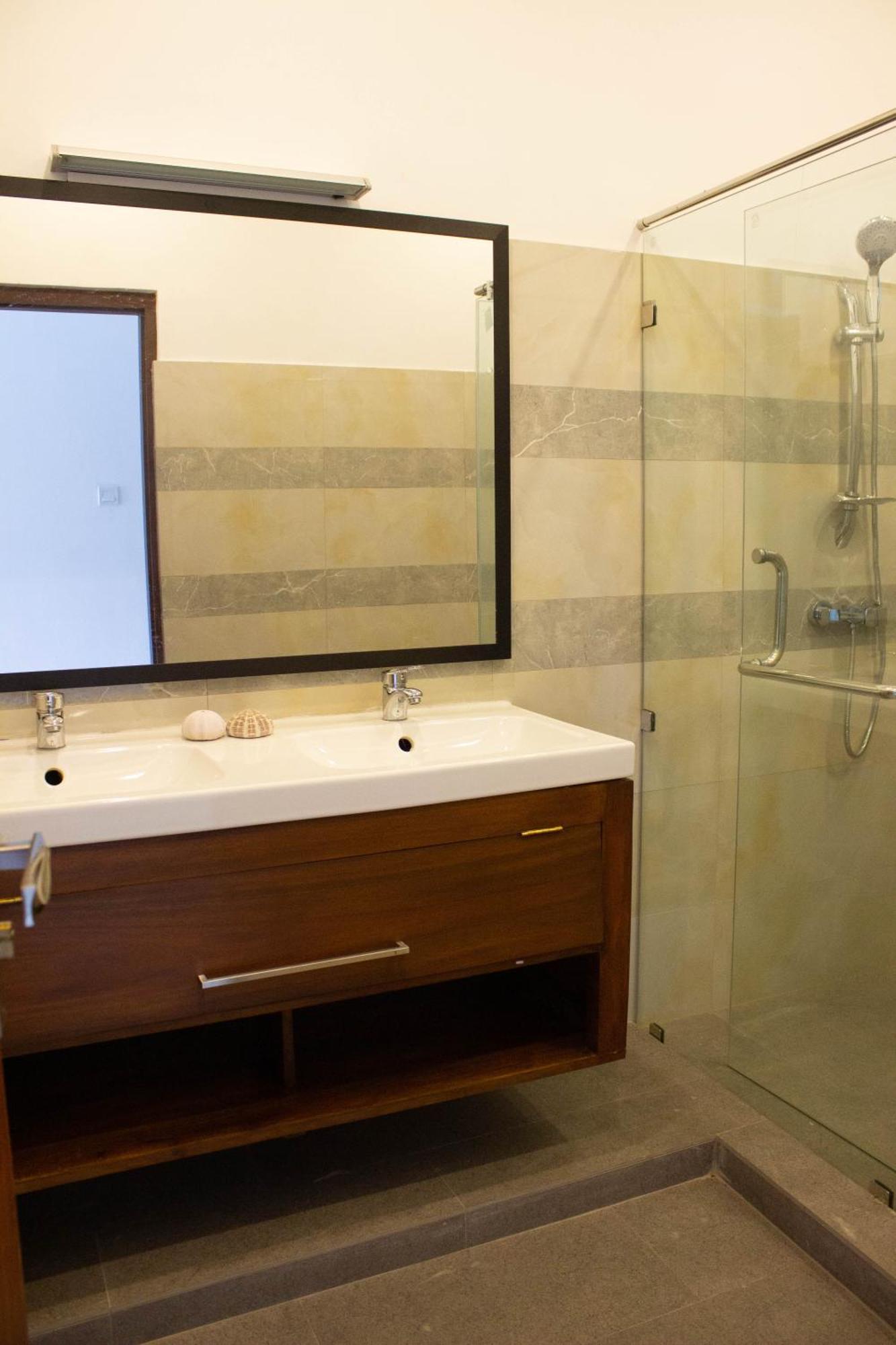 Uralsurf House Hotel เวลิกามา ภายนอก รูปภาพ