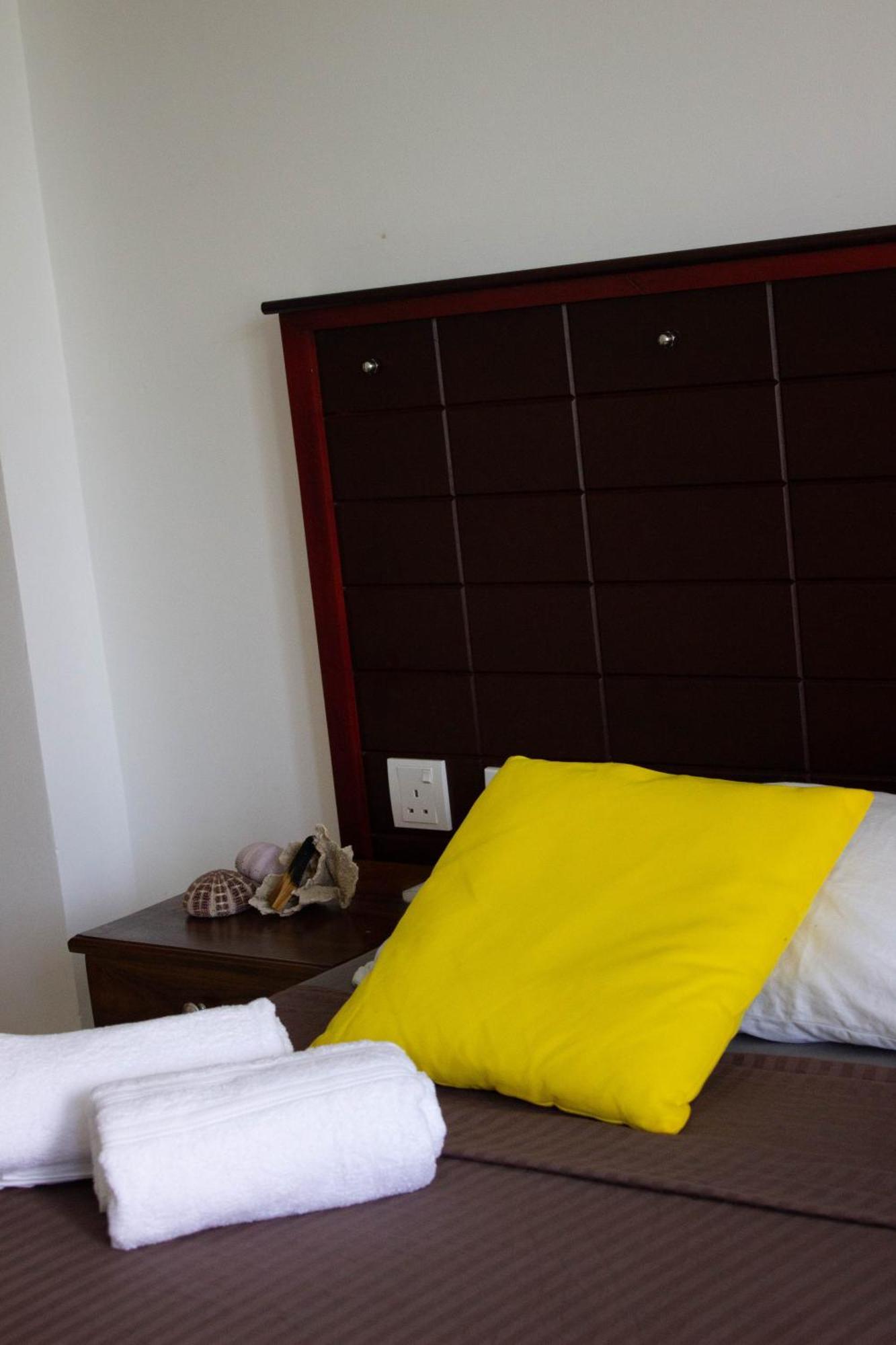 Uralsurf House Hotel เวลิกามา ภายนอก รูปภาพ