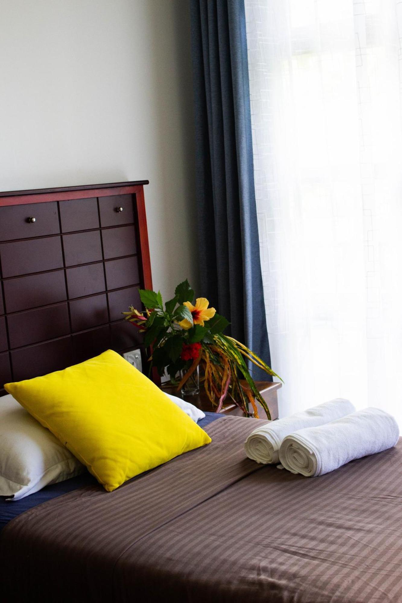 Uralsurf House Hotel เวลิกามา ภายนอก รูปภาพ